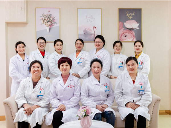 妇产科医生合影